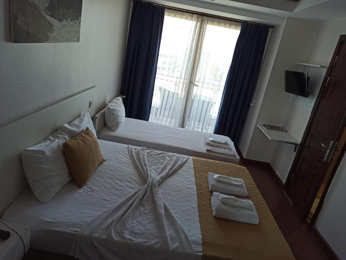 Buyukada Comfort Otel Adalar Exteriör bild
